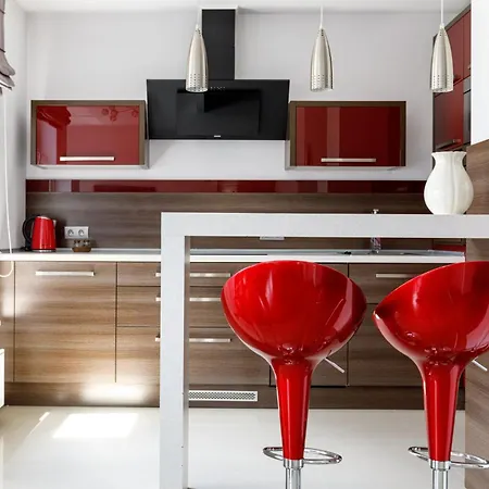 Golden - Two Bedrooms - Great Location&legnicka Apartment *