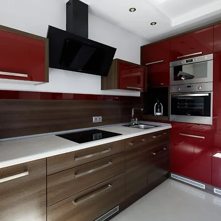 Golden - Two Bedrooms - Great Location&legnicka Apartment