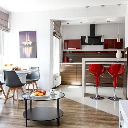 Golden - Two Bedrooms - Great Location&legnicka شقة
